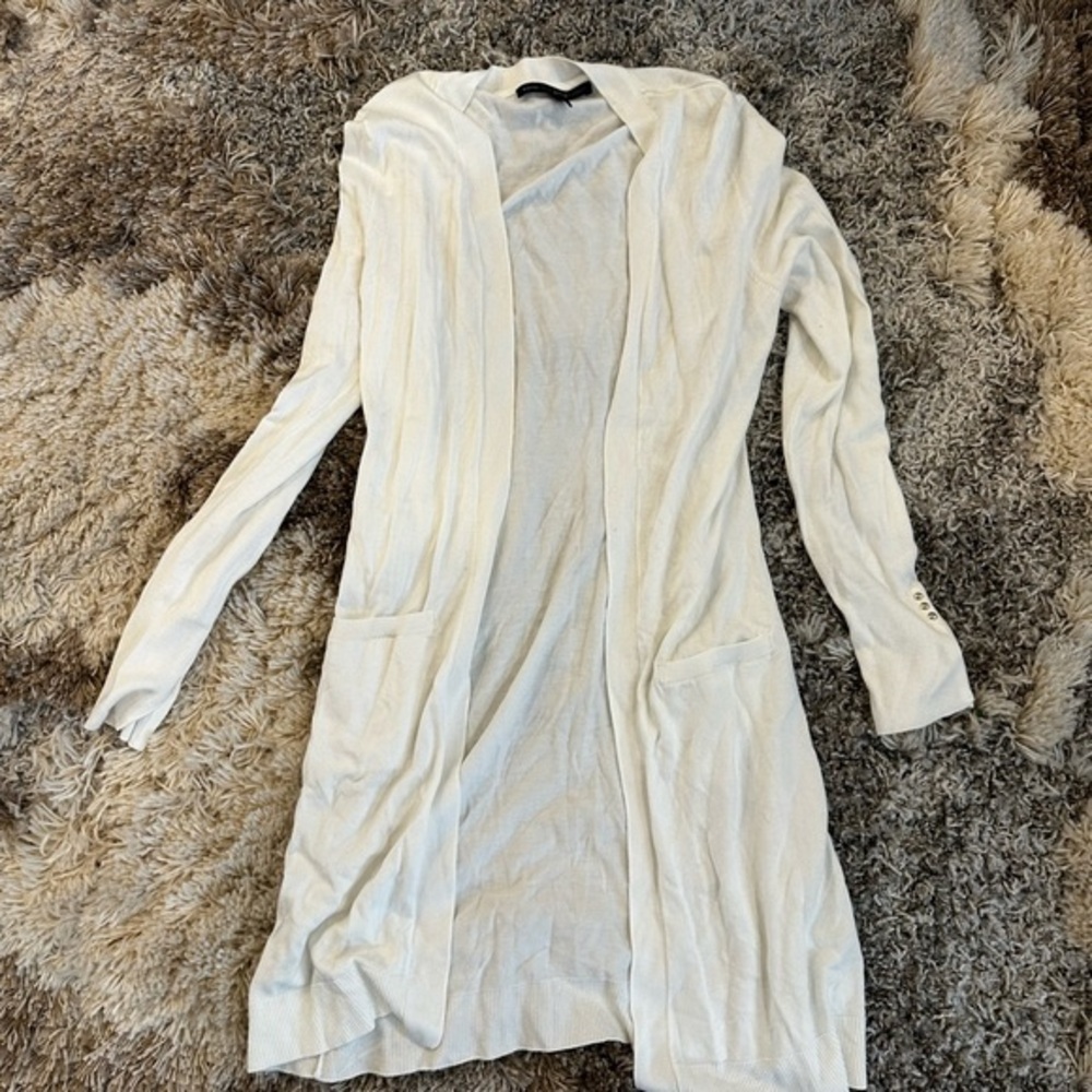 NWOT White House Black Market Cream Cardigan